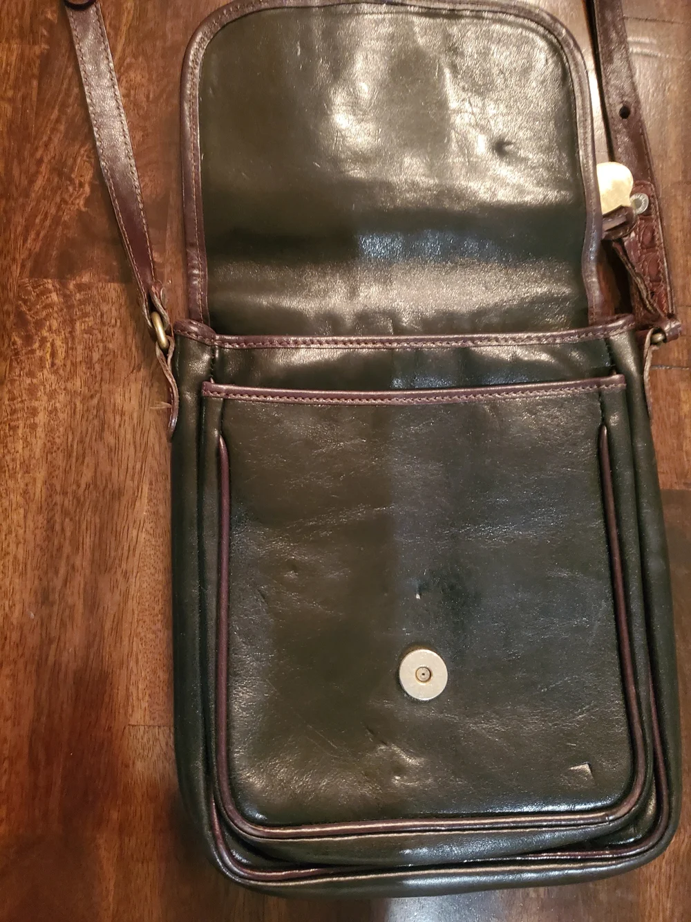 Brahmin Brown Croc-Embossed Leather Crossbody with Black Panels